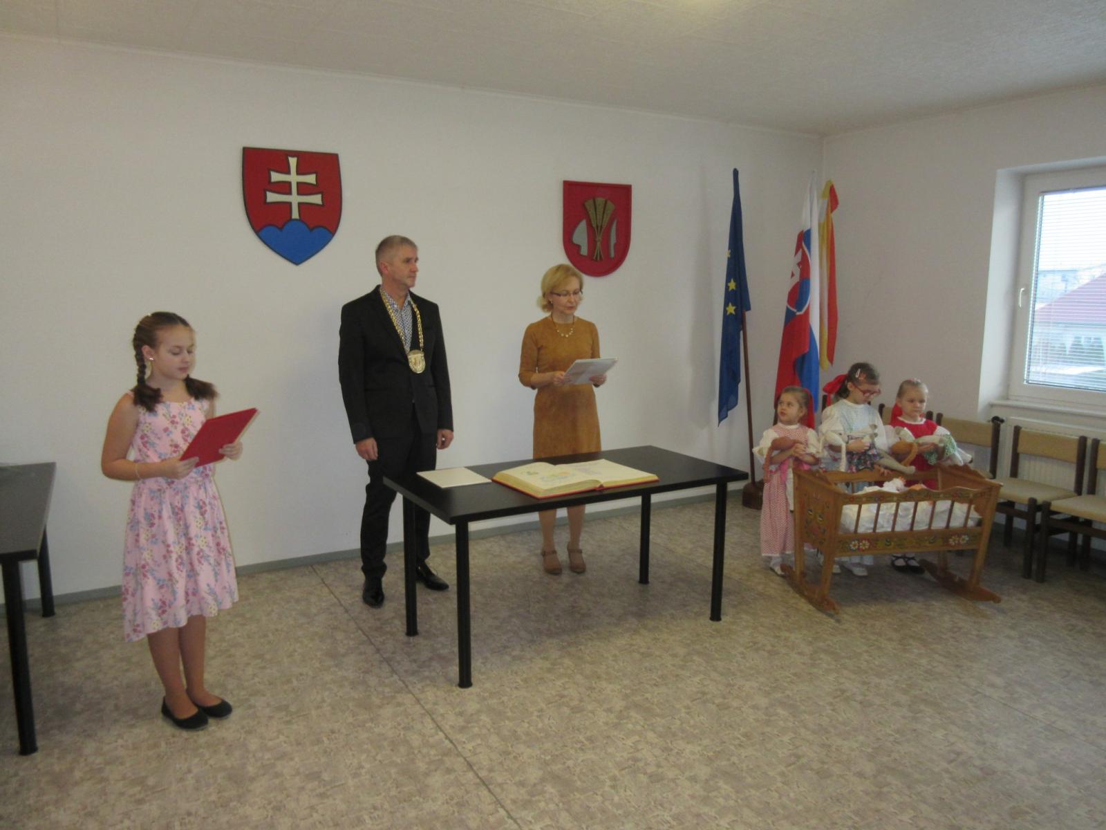 Fotogaléria Uvítanie detí do života 2017 (7) Uvítanie detí do života 2017